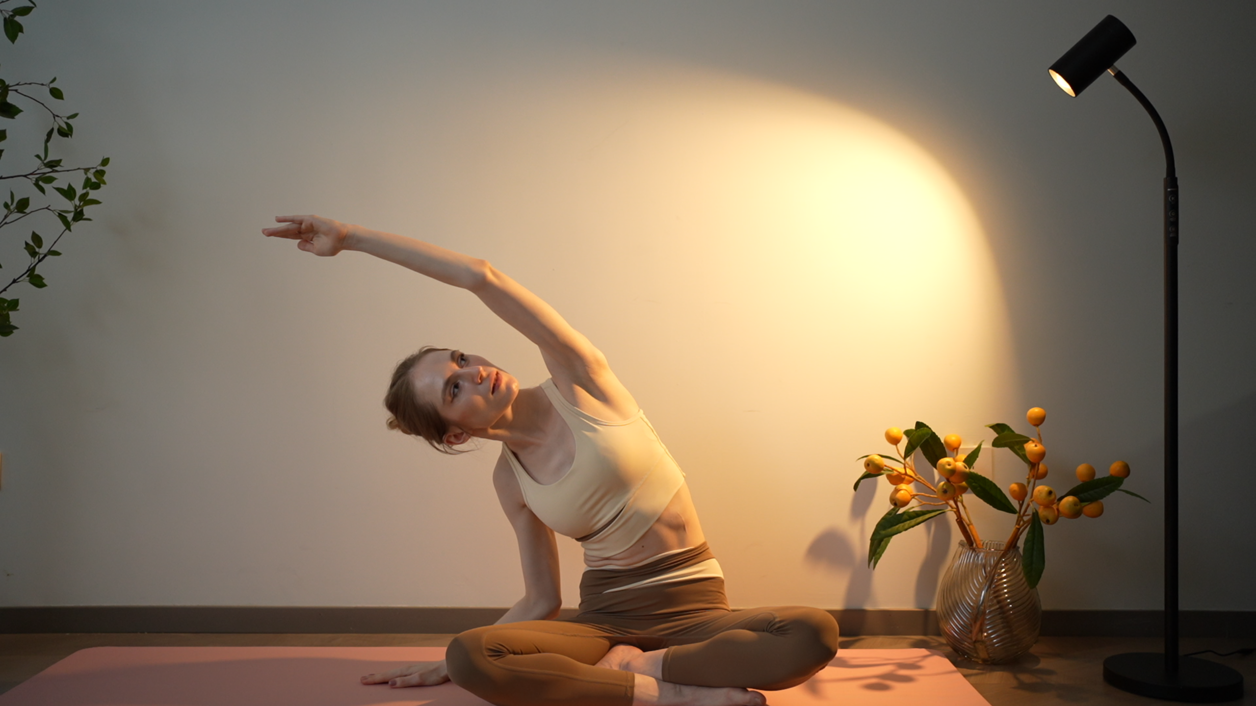 Floor Yoga Lamps: Enhancing Your Yoga Space with Ideal Lighting – Glowrium
